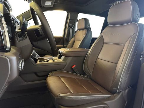 Used 2026 GMC Sierra 2500 Denali w/ Denali Reserve Package AWD/4WD image 27