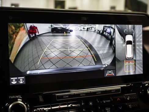 Used 2022 Toyota Highlander Limited image 14