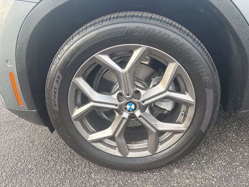Used 2023 BMW X3 xDrive30i image 3