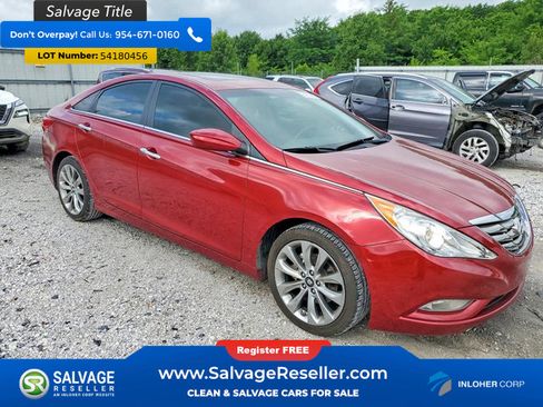 Used 2013 Hyundai Sonata SE w/ Navigation & Sunroof Pkg FWD image 5