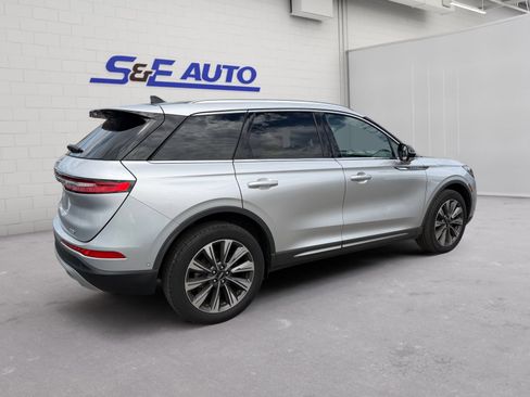 Used 2020 Lincoln Corsair Reserve w/ Equipment Group 201A AWD/4WD image 4