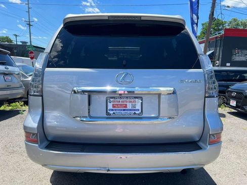Used 2014 Lexus GX 460 AWD/4WD image 9