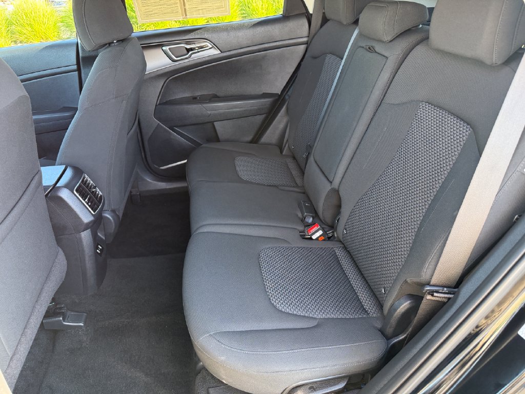 Used 2026 Kia Sportage LX FWD image 13