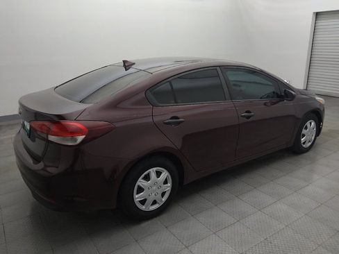 Used 2017 Kia Forte LX FWD image 10