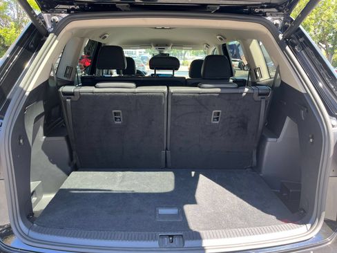 Used 2026 Volkswagen Atlas SE FWD image 30