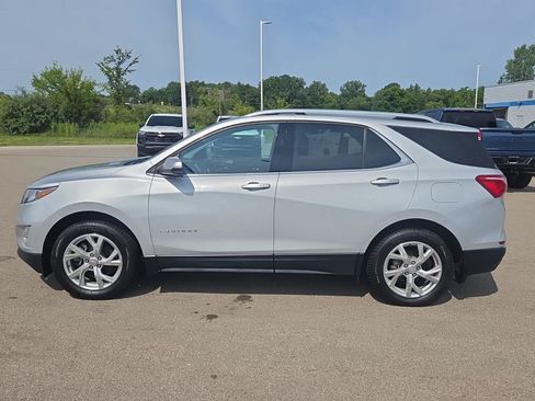 Used 2019 Chevrolet Equinox LT AWD/4WD image 2