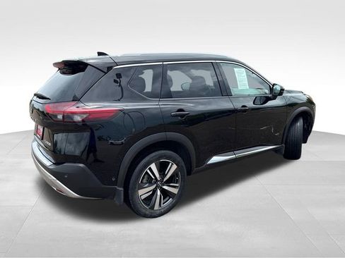 Certified 2022 Nissan Rogue Platinum w/ Head-Up Display Package FWD image 8