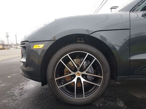 Used 2022 Porsche Macan image 16