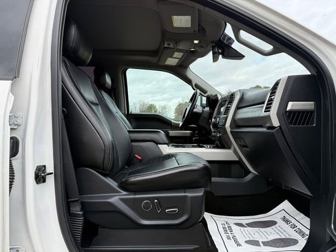 Used 2017 Ford F250 Lariat w/ Lariat Ultimate Package image 21