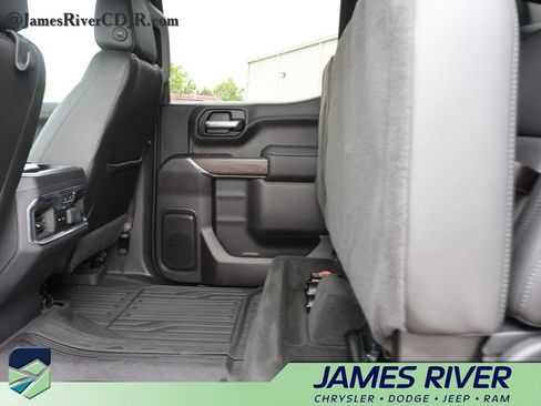 Used 2020 GMC Sierra 1500 SLT w/ SLT Premium Plus Package AWD/4WD image 17