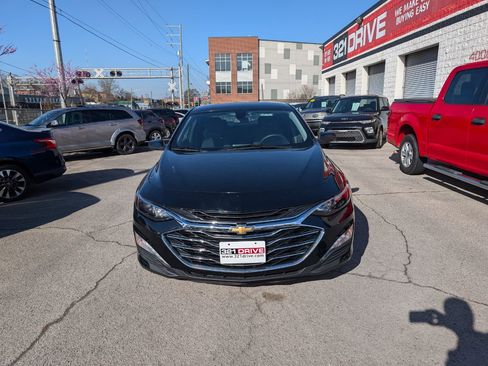 Used 2020 Chevrolet Malibu LT image 4