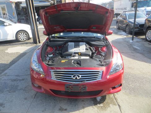 Used 2014 INFINITI Q60 Convertible w/ Premium Package image 7