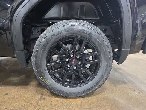 New 2026 GMC Sierra 1500 Elevation image 33