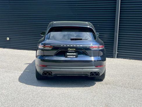 Certified 2022 Porsche Cayenne E-Hybrid image 6