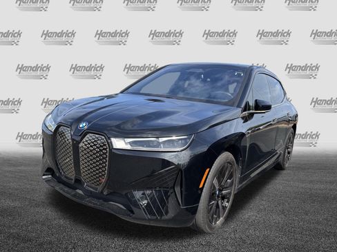Used 2024 BMW iX xDrive50 w/ Premium Package AWD/4WD image 6