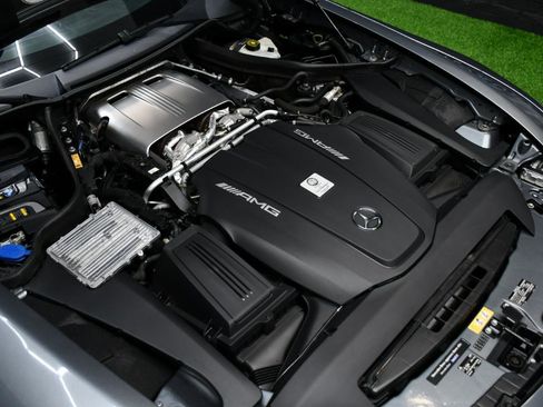 Used 2018 Mercedes-Benz AMG GT S image 14