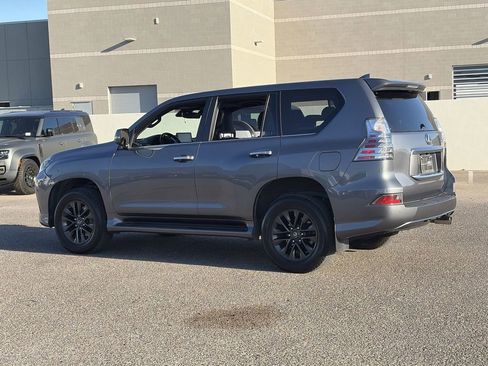 Used 2022 Lexus GX 460 Premium w/ Premium Package AWD/4WD image 9
