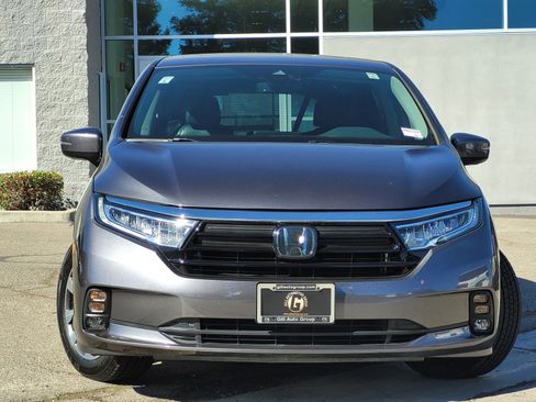 Used 2021 Honda Odyssey EX-L image 2