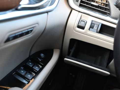 Used 2019 Cadillac XTS Luxury w/ Driver Awareness Package image 29