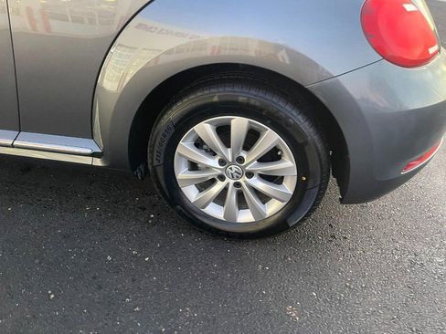 Used 2019 Volkswagen Beetle 2.0T S image 5