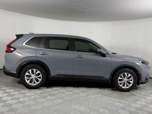 Used 2024 Honda CR-V LX image 7