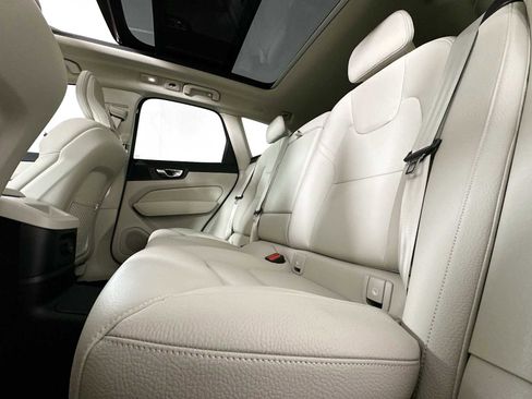 Used 2025 Volvo XC60 T8 Core image 20