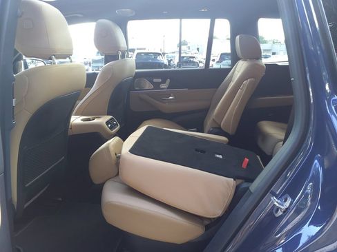 Certified 2024 Mercedes-Benz GLS 450 4MATIC image 18