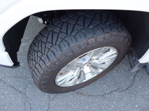 Used 2023 GMC Sierra 1500 Denali AWD/4WD image 44