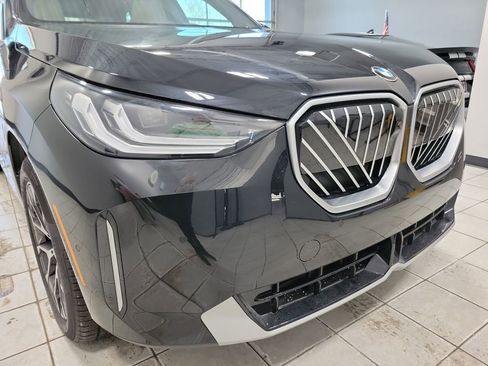 Used 2025 BMW X3 xDrive30i w/ Premium Package image 26