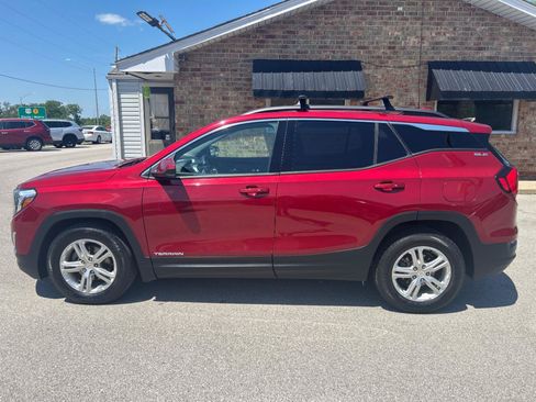 Used 2020 GMC Terrain SLE w/ Driver Convenience Package FWD image 10
