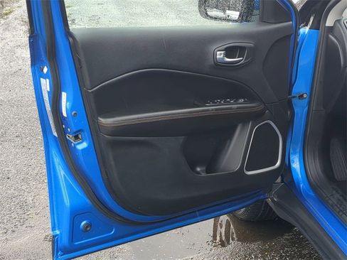 Used 2019 Jeep Compass Limited image 9