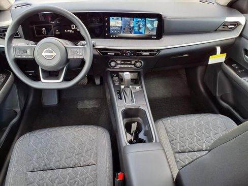 New 2026 Nissan Kicks SV w/ SV Premium Package image 14