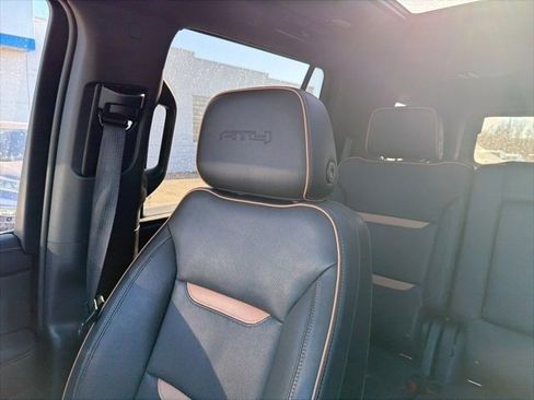 Used 2022 GMC Yukon AT4 image 57