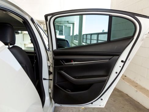 Used 2020 MAZDA MAZDA3 Sedan w/ Select Package image 21