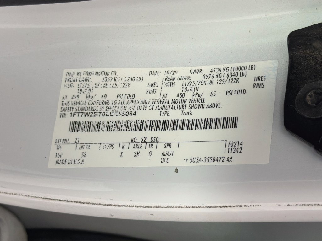 Used 2020 Ford F250 Lariat w/ Lariat Value Package AWD/4WD image 34