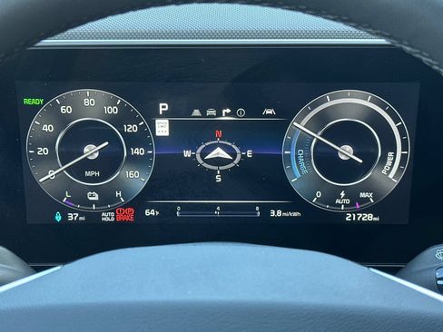 Used 2023 Kia Niro Wind w/ Wind Preserve Package FWD image 25