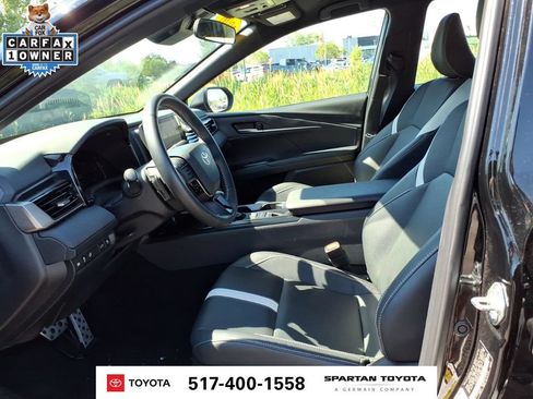 Used 2026 Toyota Camry SE FWD image 13