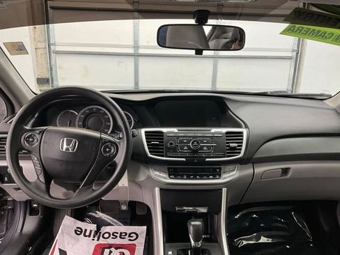 Used 2015 Honda Accord LX image 4