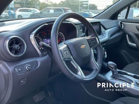 Used 2020 Chevrolet Blazer LT image 16