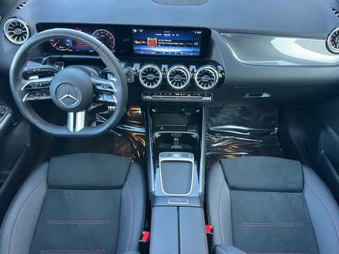 Certified 2025 Mercedes-Benz GLA 250 4MATIC image 13