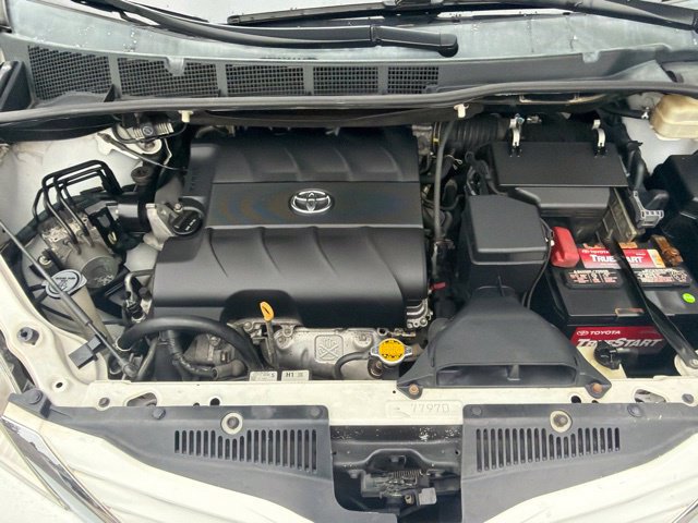 Used 2016 Toyota Sienna LE FWD image 20