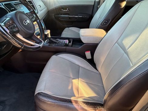 Used 2018 Kia Sedona SX Limited w/ SX Limited Prestige Package image 22