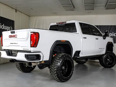 Used 2020 GMC Sierra 2500 Denali w/ Technology Package AWD/4WD image 8