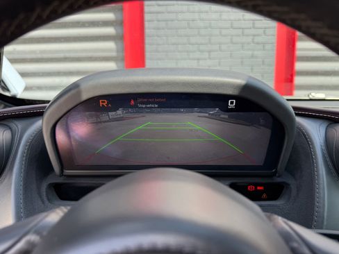 Used 2018 McLaren 720S RWD image 28