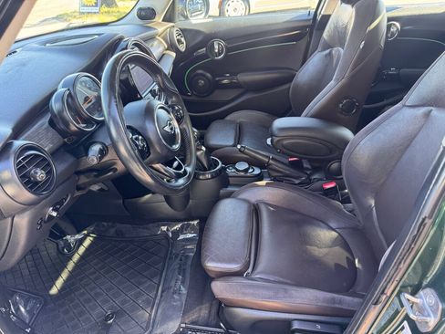 Used 2015 MINI Cooper 4-Door Hardtop FWD image 12