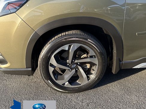 Used 2022 Subaru Forester Touring w/ Popular Package #2 AWD/4WD image 34