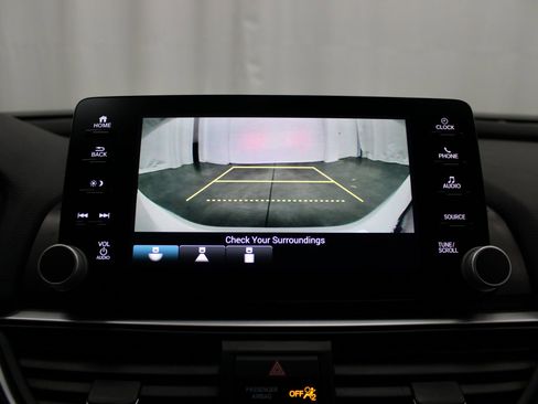 Used 2018 Honda Accord Sport image 43