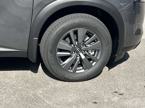 New 2026 Nissan Pathfinder SV w/ Lighting Package FWD image 9