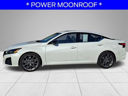 Used 2023 Nissan Altima 2.0 SR image 7