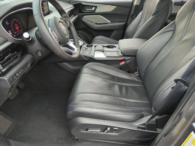 Used 2023 Acura MDX w/ Technology Package AWD/4WD image 16
